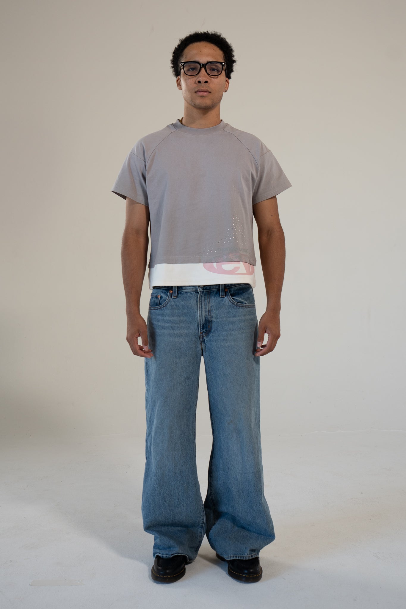 ash strata cotton tee with rhinestones and rose pedal emblem