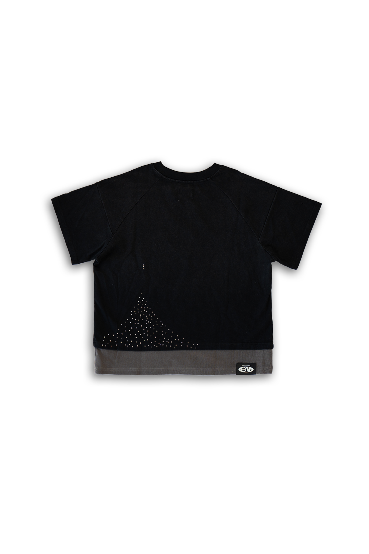 carbon strata cotton tee with rhinestones and leaf emblem