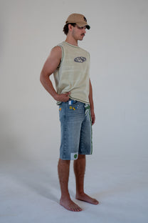 leaf finished cutoff tank top with alloy emblem