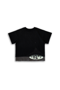 carbon strata cotton tee with rhinestones and leaf emblem